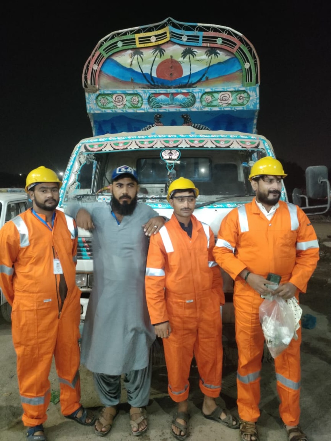 Waste collection vehicle operation